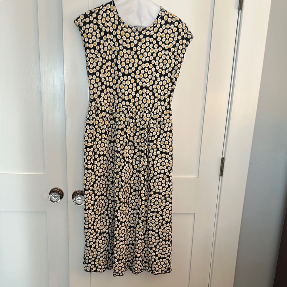 Boden Black and White A-Line Midi Dress with Peter Pan Collar
